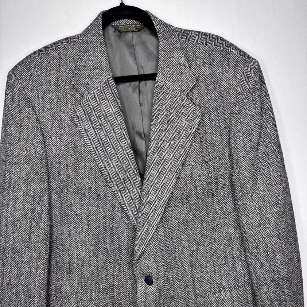 Gray Herringbone Blazer - image 3